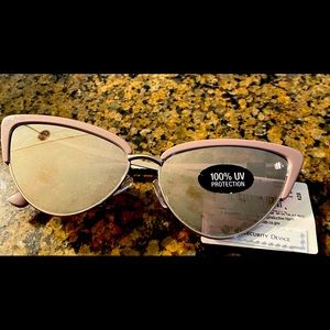 NEW Women’s Sunglasses (Worthington)